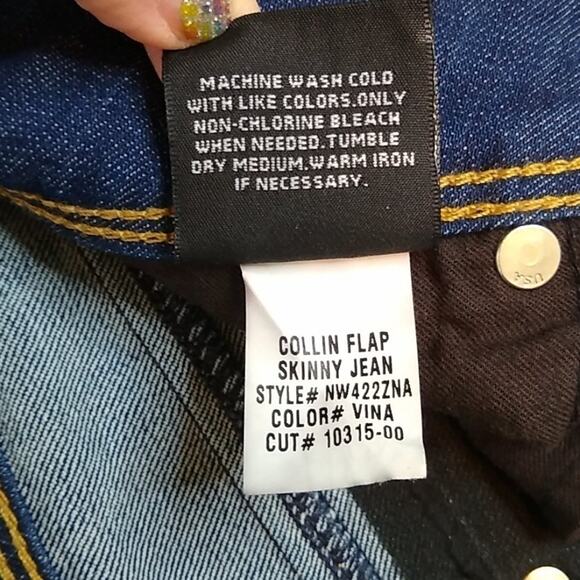 Hudson Collin Flap Waist Size 27 Dark Wash Distressed Skinny Jean - Picture 16 of 16